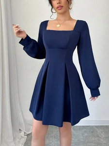 Navy blue square neck long sleeve pleated A-line dress with slim fit waist design