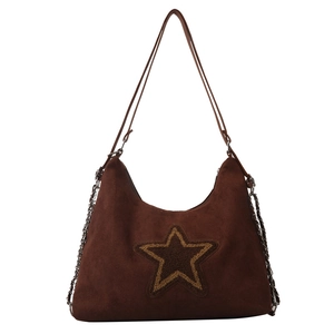 Retro dunkelbraune Shopper-Tasche aus Wildleder mit Stern-Patch und Kettenriemen