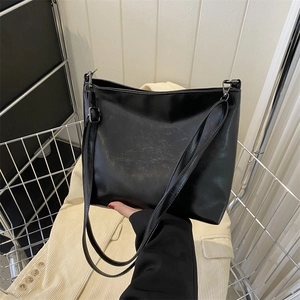 Sac À Épaule Pour Femmes En Cuir PU Tendance Grande Capacité Sac Bandoulière Main Pour Usage Quotidien Style Minimaliste