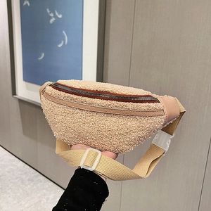 Women Fashion Sherpa Fleece Waist Bag Soft Plush Chest Bag Adjustable Strap Crossbody Bag Korean Style Fuzzy Fanny Pack