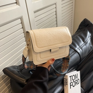 Retro Women PU Leather Small Square Shoulder Bag Geometric Wide Strap Flip Crossbody Bag Casual Fashion Daily Handbag