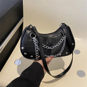 Women Vintage Croc Pattern Underarm Bag PU Leather Shoulder Bag Silver Metal Chain Rivets Punk Style Streetwear Small Hobo Bag
