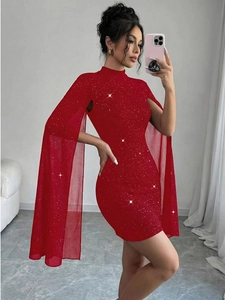 Elegantes rotes Glitzer-Bodycon-Kleid mit schicken Schlitz-Cape-Ärmeln und hohem Ausschnitt