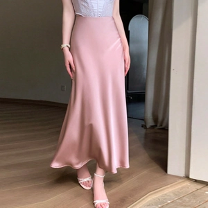 Jupe midi en satin rose à taille haute avec finition brillante et silhouette sirène en A