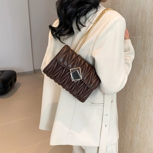 Petit Sac Carré Plissé Matelassé pour Femmes Sac à Épaule Bandoulière en Cuir PU avec Chaîne pour Loisirs Quotidiens Street Trend