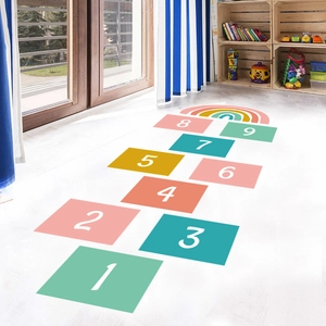 Hinkelspel vloerstickers met macaron cijfers en regenboog voor kinderkamers