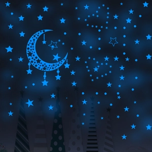 Leuchtende blaue Wandaufkleber mit Mond und Sternen für Kinderzimmer Nachtdekor