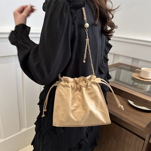 Women Quilted Rhombus Drawstring Bucket Bag Fashion PU Leather Metal Chain Shoulder Crossbody Bag Elegant Casual Handbag