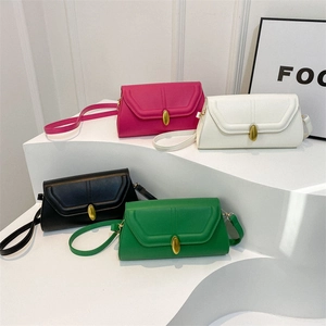 Sacs baguette minimalistes pour femmes en cuir rose, blanc, noir et vert à boucle