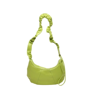 Sac hobo vert citron moderne avec bandoulière plissée et design demi-lune chic