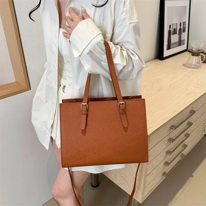 Women's Saffiano PU Leather Tote Bag Large Capacity Commuter Shoulder Bag With Adjustable Handles Silver Buckle Handbag
