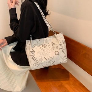 Stylish white large capacity tote bag with black letter print and chain strap for women