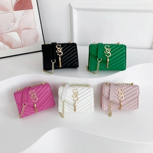 Women Chevron Quilted Chain Crossbody Bag Fashion Tassel Faux Leather Small Square Shoulder Bag Metallic Lock Elegant Daily Handbag