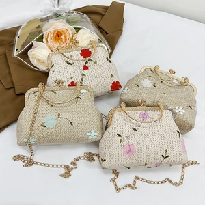 Sacs tissés à chaîne avec broderie florale et poignées rondes en métal doré pour femme