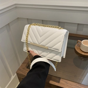 Women V-Quilted Shoulder Bag PU Leather Gold Chain Small Square Crossbody Bag Minimalist Fashion Commuting Satchel Handbag