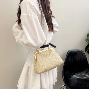 Fashionable straw shell bag for women with gold chain strap and elegant metal handle