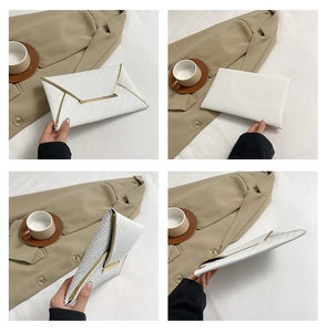 Texture tissée détaillée sur pochette enveloppe blanche avec bordure en métal doré chic