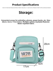 Detalle de bolsa verde menta resistente al agua con dimensiones 20x17cm y capacidad