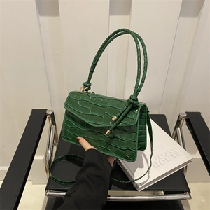 Women Crocodile Pattern Shoulder Bag PU Leather Envelope Flap Crossbody Bag Daily Commuting Minimalist Fashion Handbag