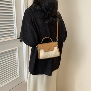 Minimalist summer shoulder bag in brown leather and cream woven fabric for women