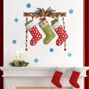 Stickers muraux chaussettes de Noël avec branches de pin pour décoration de fête