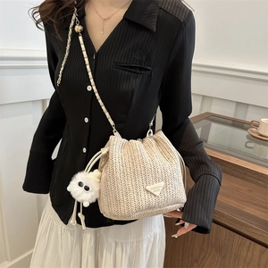 Damen Mode Gewebte Beuteltasche Sommer Strand Kette Schulter Umhängetasche Mit Kordelzug Und Monster Anhänger