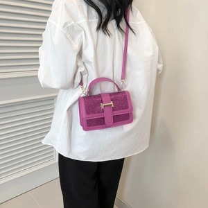 Damen Handtasche in Fuchsia-Glitzer mit goldenem H-Verschluss und verstellbarem Riemen