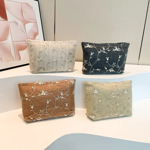 Minimalist woven lace flower crossbody bags in white, black, brown and light green