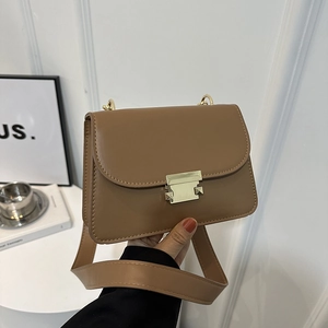 Sac À Bandoulière Rétro En Cuir PU Pour Femme Petit Sac Carré Avec Large Bandoulière Et Fermoir Métallique Doré