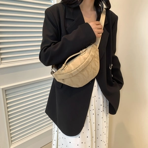 Borsa da Petto Casual da Donna Borsa a Tracolla a Mezzaluna Trama Increspata Pelle PU Marsupio Con Tracolla Regolabile