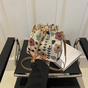 Women Ethnic Jacquard Nylon Bucket Bag Retro Drawstring Shoulder Crossbody Bag With PU Leather Strap Casual Floral Geometric Handbag