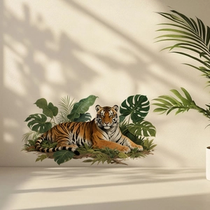 Sticker mural détaillé d'un tigre réaliste avec feuilles de monstera tropicales
