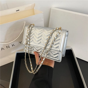 Women Fashion Chevron Quilted PU Leather Chain Shoulder Bag Minimalist Commute Crossbody Small Square Bag