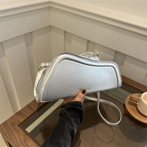 Sac à Épaule Femme en Cuir PU de Forme Irrégulière Couleur Unie Asymétrique Mode Navettage Sac sous le Bras Bandoulière Mode Tote