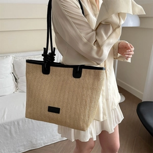 Women Woven Straw Tote Bag Large Capacity Summer Beach Vacation Leisure Shoulder Bag With Knotted PU Leather Straps