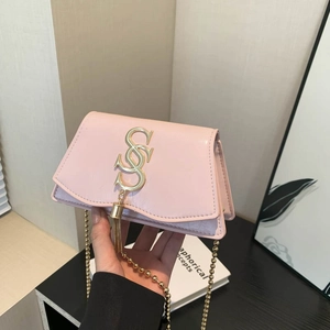 Trendy Women Glossy PU Leather Crossbody Bag With Metal Chain Strap Elegant Mini Shoulder Bag With Tassel Detail