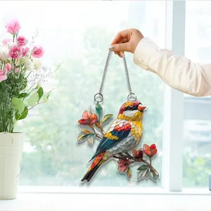 Attrape-soleil 2D plat en acrylique avec oiseaux et fleurs suspendu à une fenêtre claire