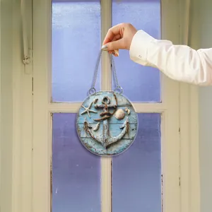 Détail du pendentif ancre en acrylique plat avec texture de bois imprimée en 3D