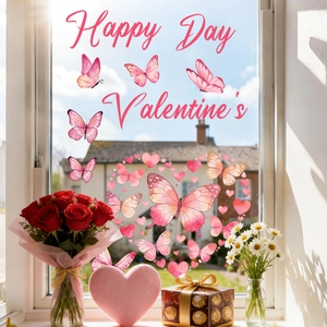 Détail d'autocollants de fenêtre papillon rose et cœur aquarelle pour la Saint-Valentin
