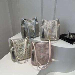 New Chinese style embroidered landscape tote bag with bamboo leaf jacquard and silk tassel