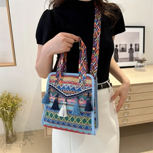 Bohemian Woven Shoulder Bag Ethnic Geometric Pattern Tassel Decoration Wide Strap Crossbody Handbag For Women Travel
