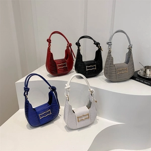 Stylish crocodile pattern baguette shoulder bags in five colors with gold buckles