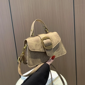 Petit Sac à Bandoulière Carré en Cuir PU Vintage pour Femmes Sac à Main Rétro avec Boucle en Métal Sac Messager Mode Quotidien