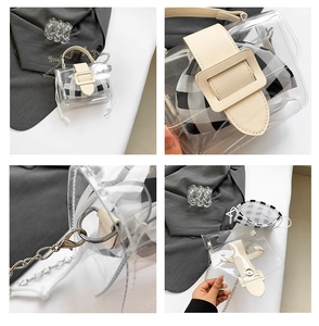 Detailoverzicht van transparante PVC-tas met dambord binnentas en metalen ketting