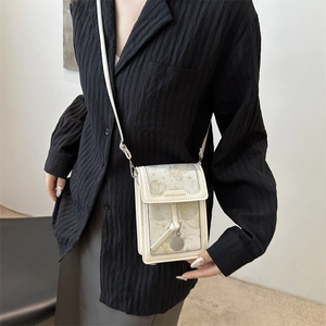 Mini borsa per cellulare da donna in pelle color crema con stampa floreale francese