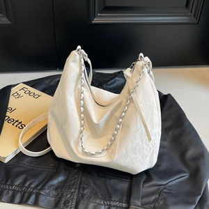 Women Large Capacity Pleated PU Leather Hobo Bag Silver Chain Shoulder Bag Commuter Tote Bag Minimalist Crossbody Purse