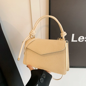 Petit Sac Carré en Cuir PU à Texture Tissée pour Femmes Sac Bandoulière Poignée en Nœud de Corde Accessoires Dorés