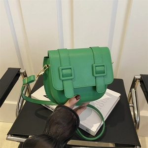 Retro Women PU Leather Saddle Bag Small Crossbody Shoulder Bag With Dual Buckle Decor Magnetic Closure Fashion Daily Purse