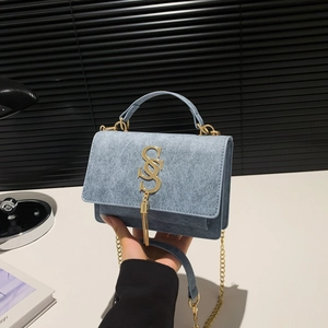 Women Shoulder Bag Matte PU Leather Tassel S Metal Logo Chain Strap Square Crossbody Handbag For Daily Street Style
