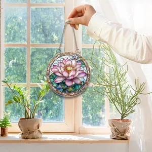 Detaillierter 2D flacher Acrylanhänger mit Lotusblüten-Design für Fenster- und Wanddekoration